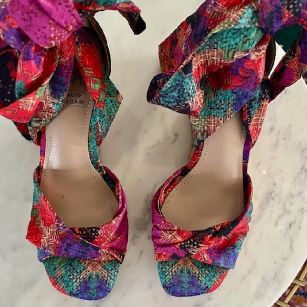 IMPO Olani Wedge Sandals Size 6